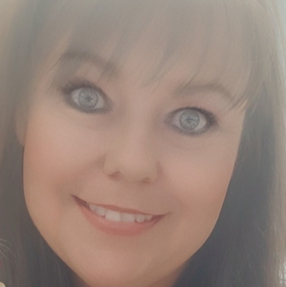 Meet your Posher, Corie